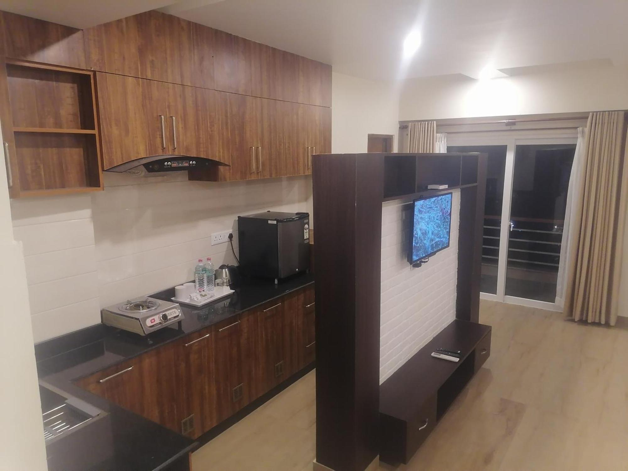 Urban Boutique Hotel Покхара Экстерьер фото
